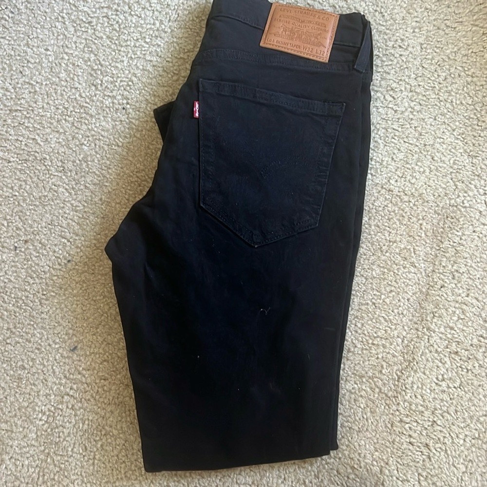 Levis jeans
